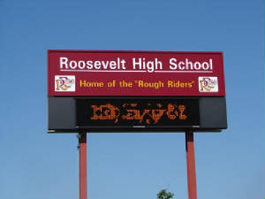 76-rosesevelthssign.jpg