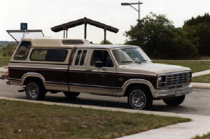 1983fordlariattx.jpg